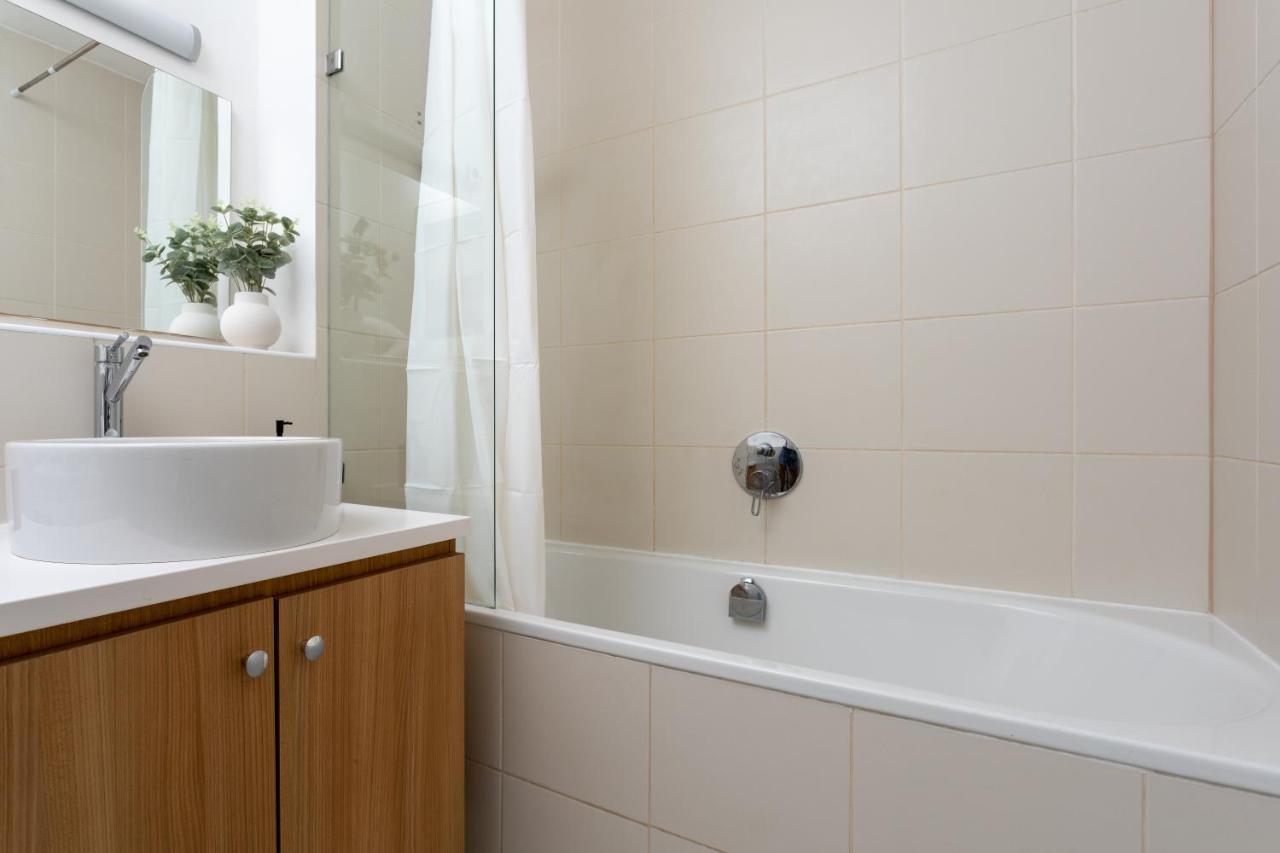 Ferienwohnung Urban Oasis With Free Parking Budapest Exterior foto