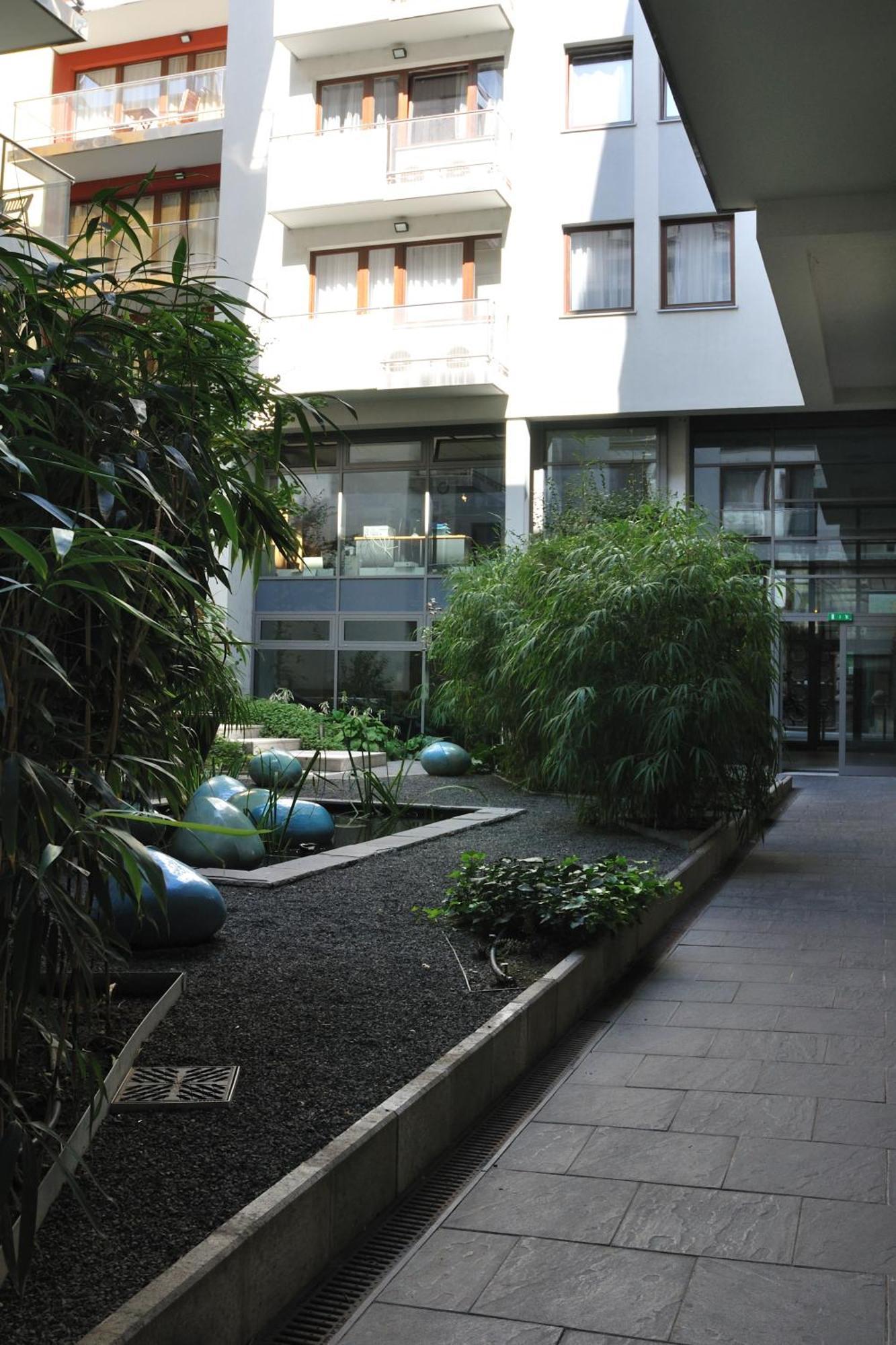 Ferienwohnung Urban Oasis With Free Parking Budapest Exterior foto